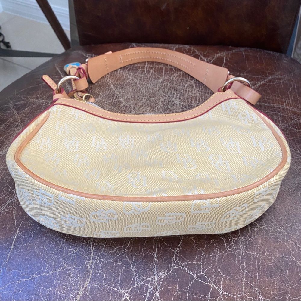 Dooney & Bourke Y2K  small canvas signature yellow bag - Picture 3 of 12